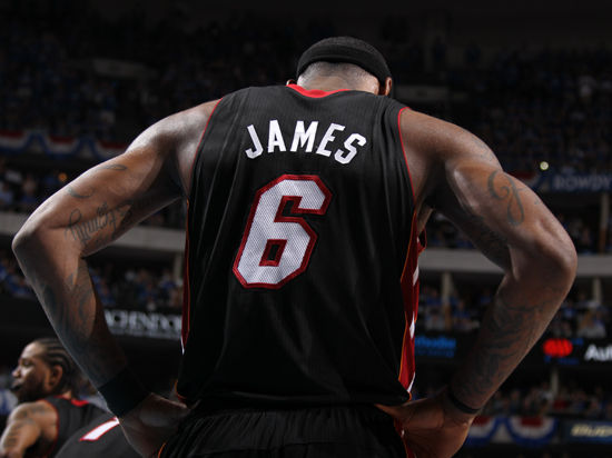 第一脚直塞 第一脚直塞