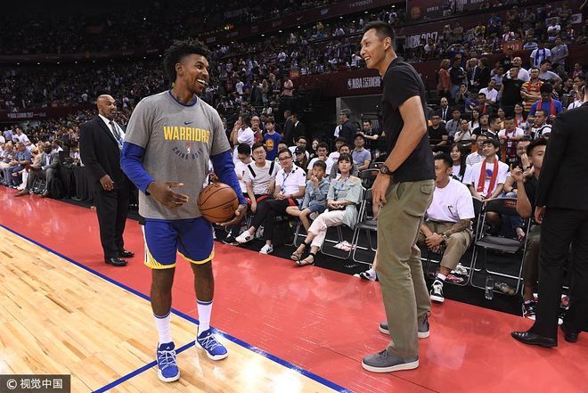 球源自一個 球源自一個