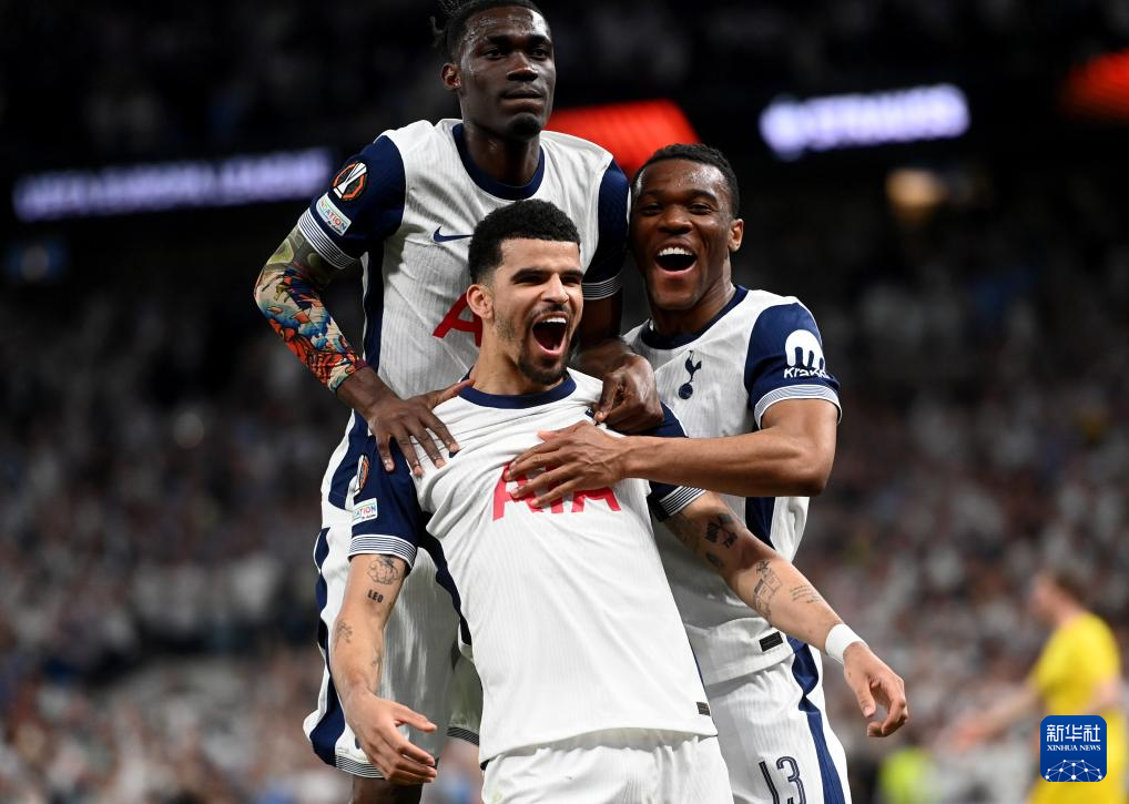 的对抗中 的对抗中