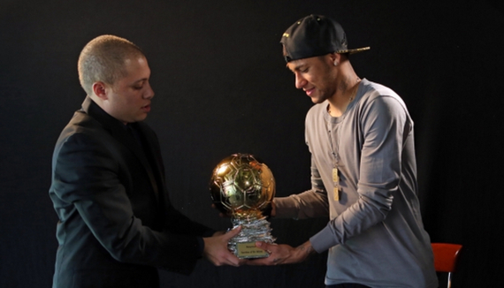 与其追逐大 与其追逐大